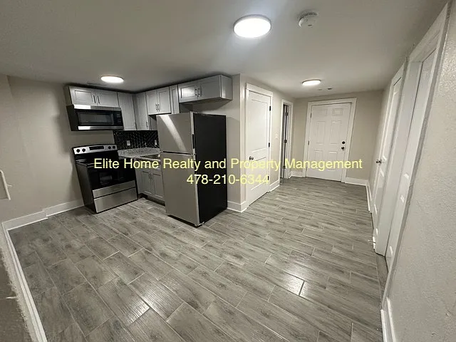 4207 Worsham Avenue - A — Photo 3
