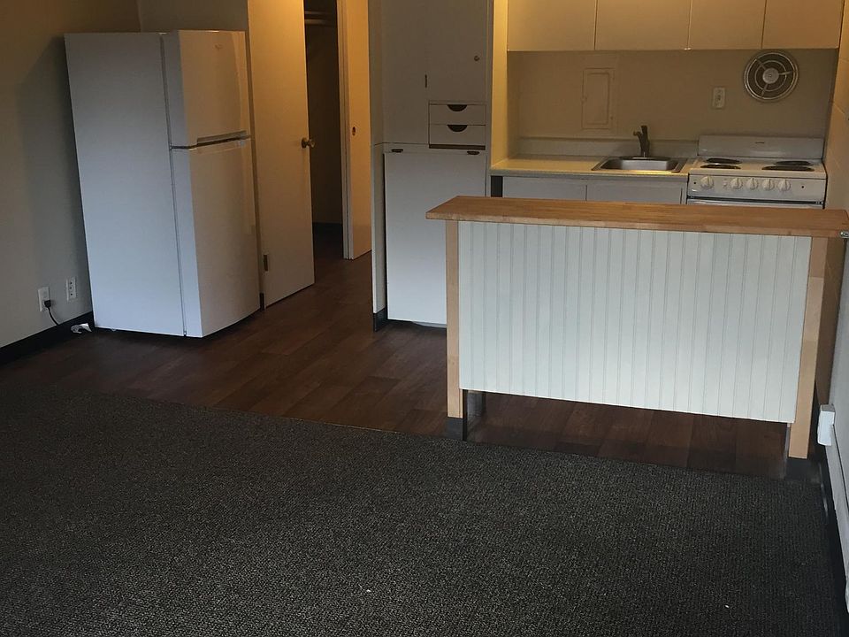 1st image of 1120 NE 43rd St APT 306