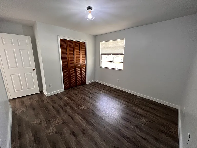 1352 Corner Oaks Dr — Photo 50