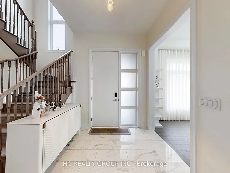 20 Harold Humphrey St — Photo 4