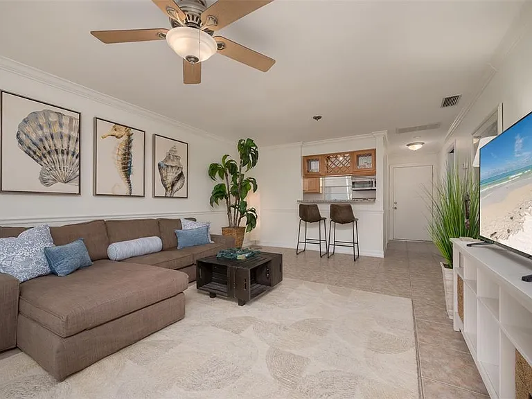 3360 S Osprey Ave #205B — Photo 6