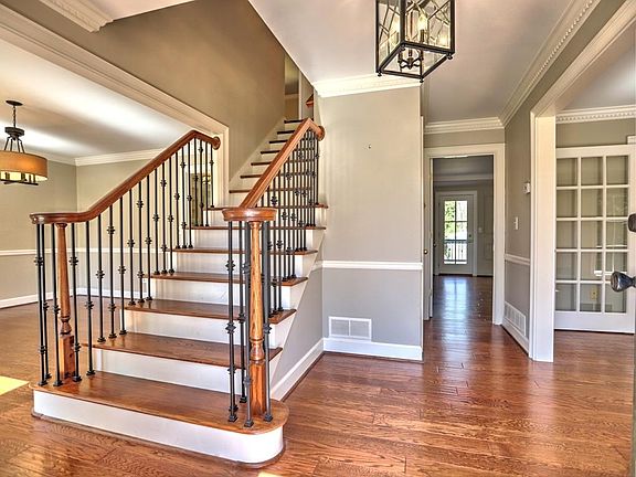 5th image of 4815 Hampton Farms Dr