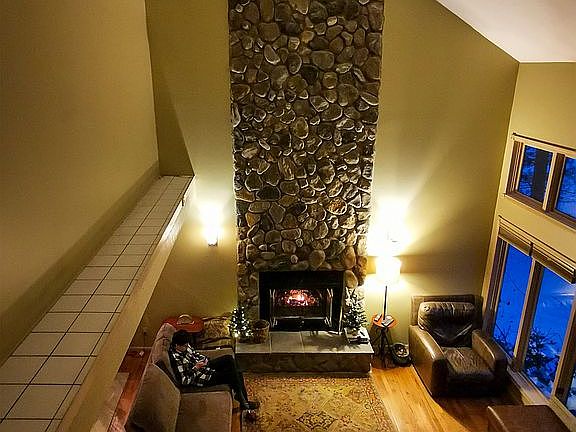 2nd Story view of familyroom