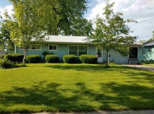 209 W Gibson St, West Liberty, IA 52776