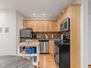 21 Henchman St #4, Boston, MA 02113