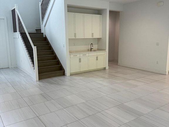3rd image of 8055 White Wave Ter