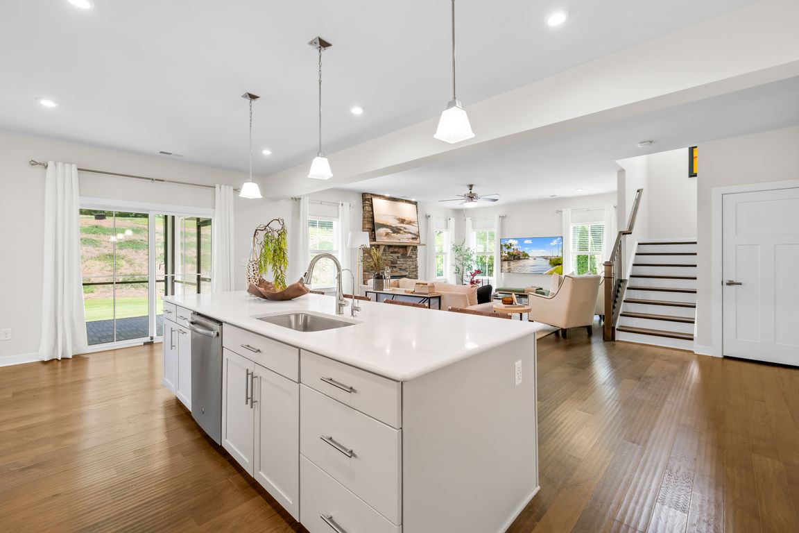 next background image