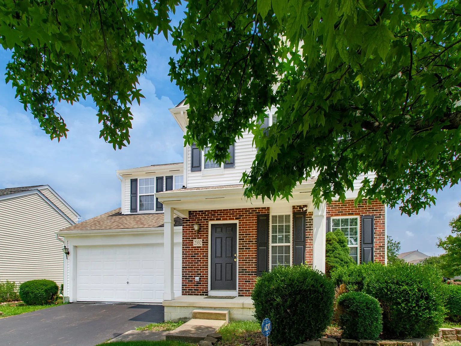 3 bed, 2.5 bath, 3100 sqft, $2,999 — Photo 4