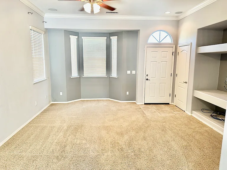 4048 W Apple Tree Ln — Photo 3
