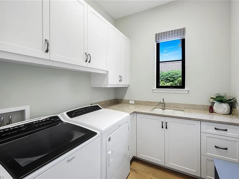 16448 Talis Park Dr — Photo 27