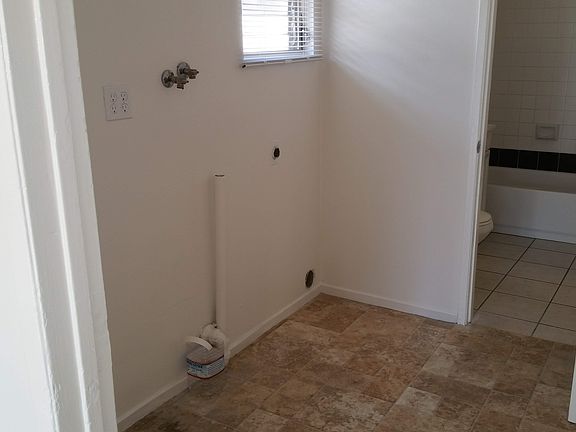 3rd image of 2115 1/2 S Broden St APT A