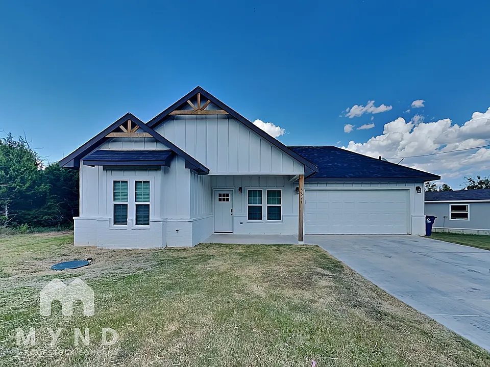 5621 Van Horn Dr