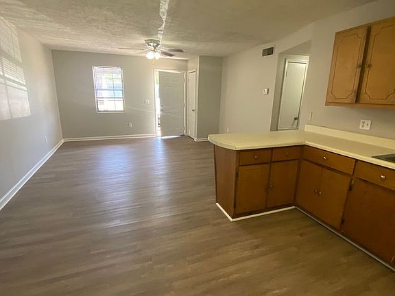 4th image of 105 Wheeler Dr #425341304