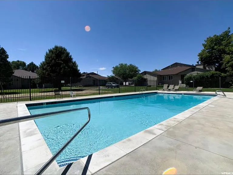 65 W San Juan Ct — Photo 2