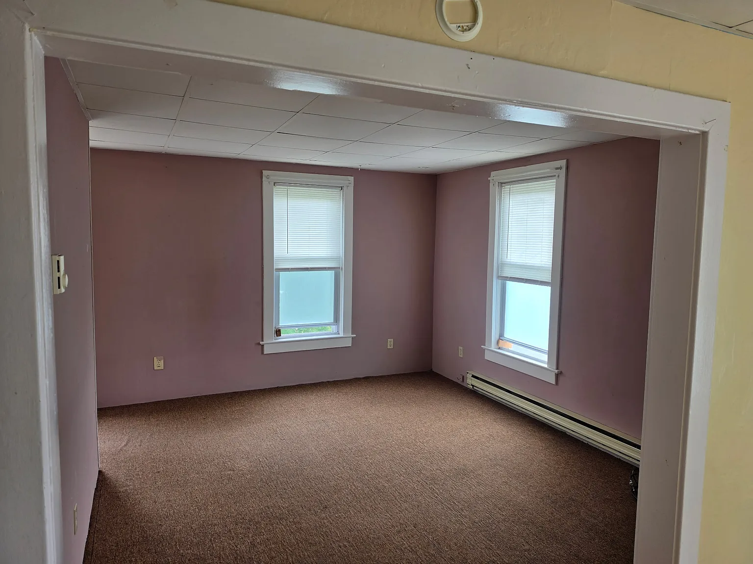 2 bed, 1000 sqft, $1,200 — Photo 3