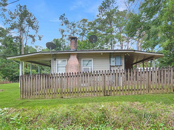 3rd image of 7962 W Lakeshore Dr