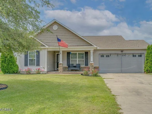 110 Grist Mill Dr, Havelock, NC 28532