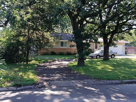 3rd image of 3928 9th Ave