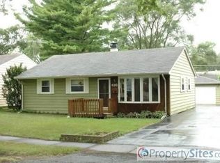 416 SW Garfield Ave, Mundelein, IL