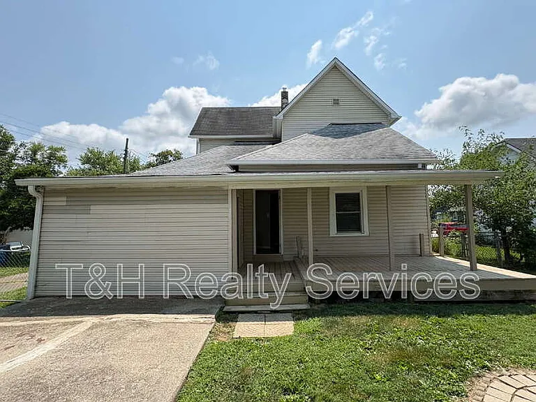 604 W 4th St — Photo 23
