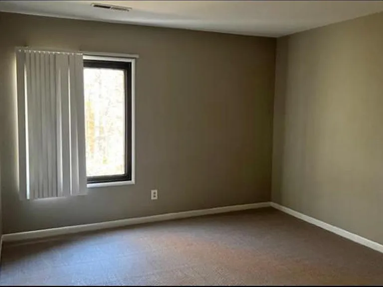 10104 Campus Way S #303 — Photo 7