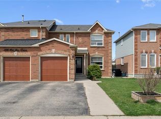 238 Langlaw Dr, Cambridge, ON N1P 1B6