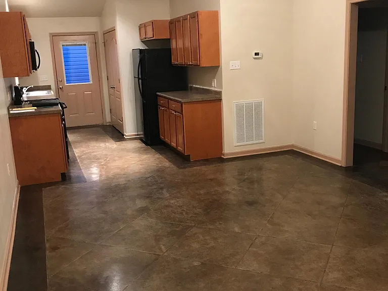 28250 Henry White Rd #7 — Photo 1