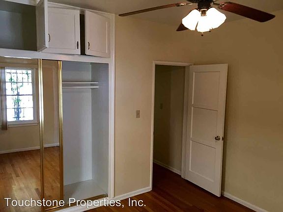 3rd image of 617 N Rossmore Ave APT 3