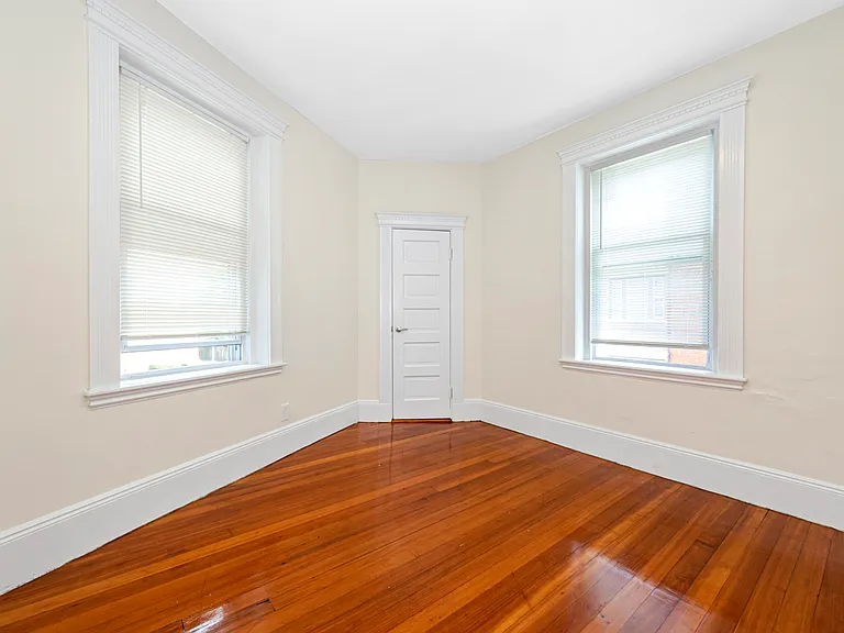 44 Brackett St #2 — Photo 14