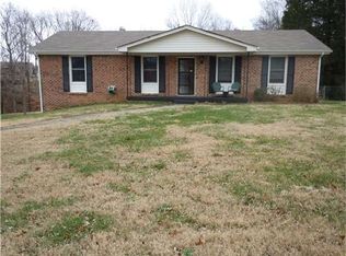 617 Bunker Hill Rd, Clarksville, TN 37042