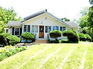 34981 N Augustana Ave, Ingleside, IL 60041
