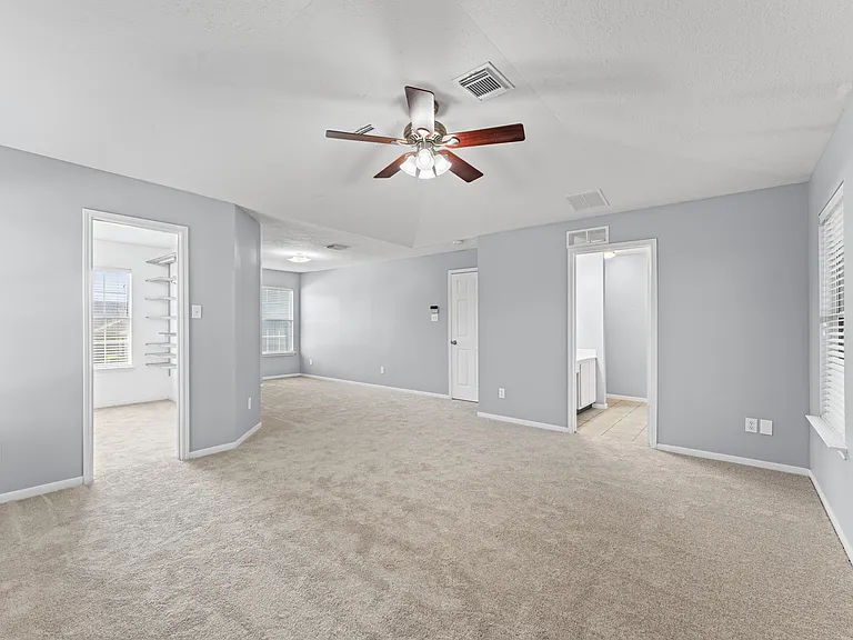 8802 Ancient Willow Dr — Photo 6