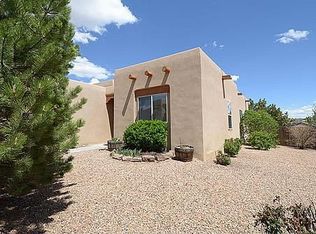 3125 Pueblo Hawikuh, Santa Fe, NM 87507