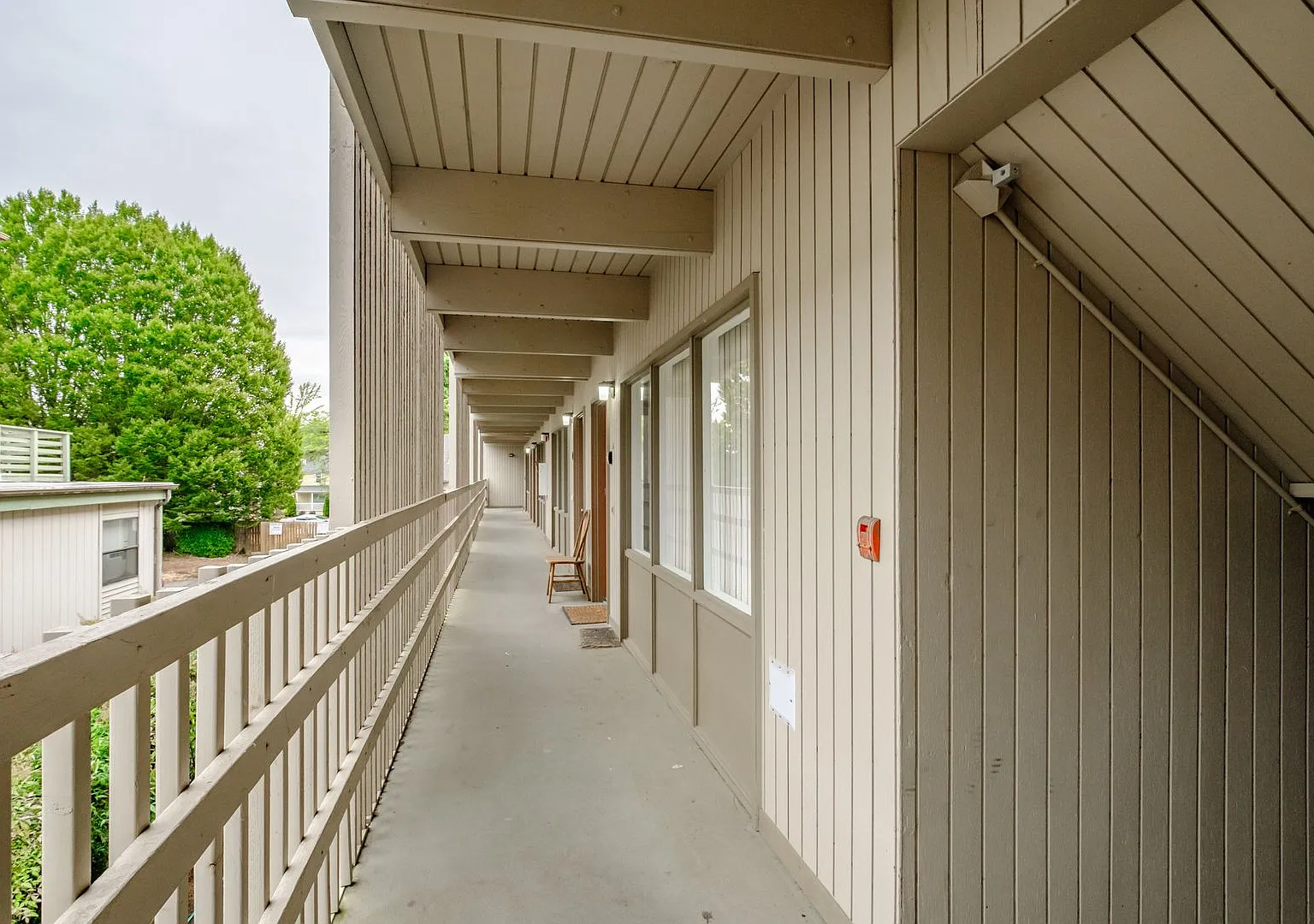 October & November Rent FREE! Comfortable 1 Bed, 1 Bath Apartment 1-Minute Walk to OSU Campus wit... — Photo 1
