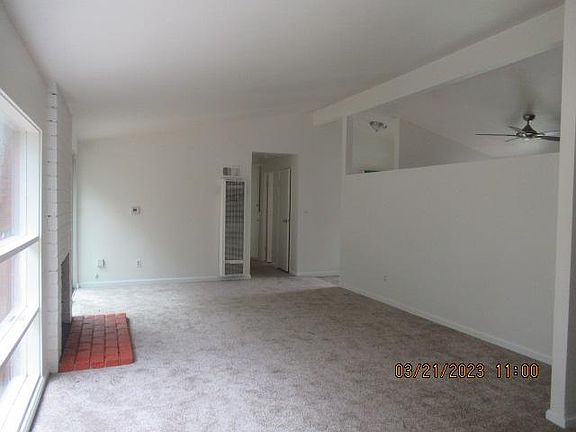 4th image of 9183 Overton Ave