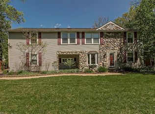 6103 Ridgebury Blvd, Mayfield Village, OH 44124