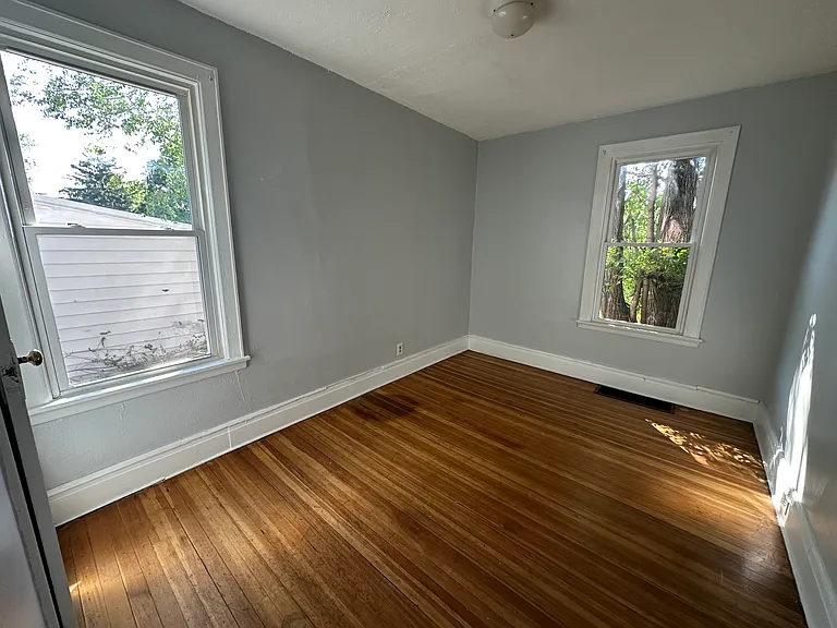 1205 Spring St #1 — Photo 9