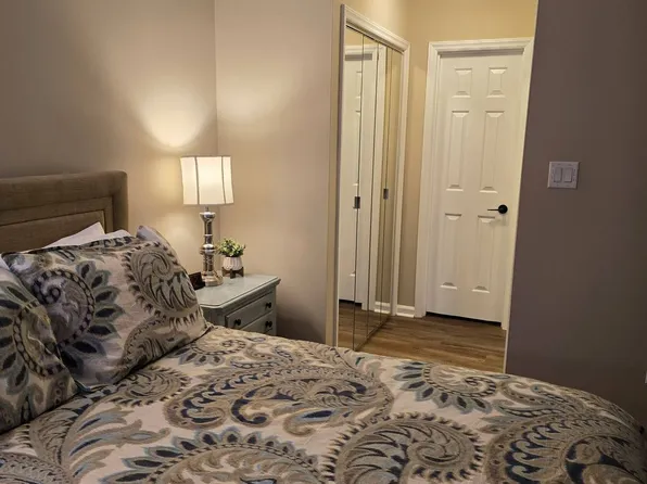 9215 Kings Canyon Dr, Charlotte, NC 28210