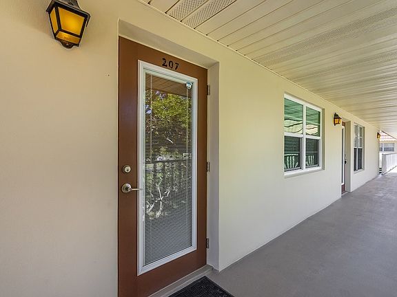 3rd image of 31 Vista Gardens Trl APT 207