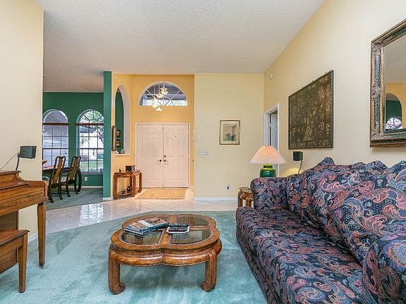 5th image of 6217 NW 42nd Ct