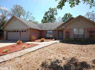 44 Northlake Dr, Conway, AR 72032