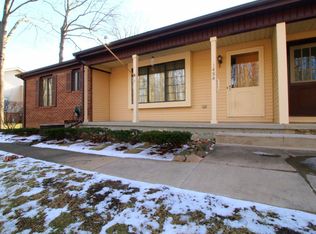 1454 Leisure Dr, Flint, MI 48507