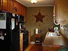 3rd image of 2862 Chitwood Cir