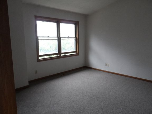 2nd image of 1855 Bright View Dr