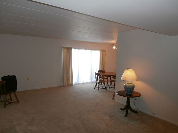 3rd image of 10316 S Keating Ave #U-a1