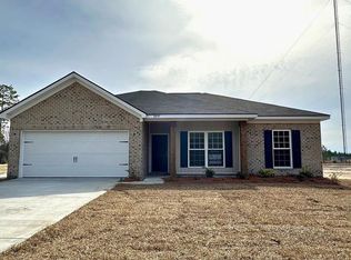 3028 SE Arnold Dr, Allenhurst, GA 31301