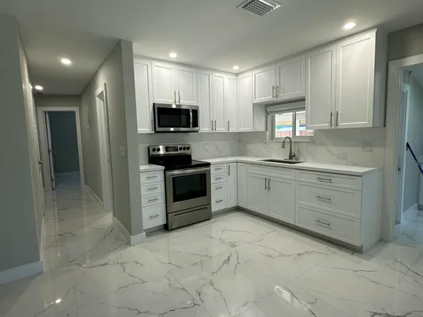4380 NW 59th Ct, North Lauderdale, FL 33319