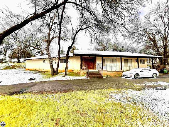 2nd image of 20488 Brook Dr