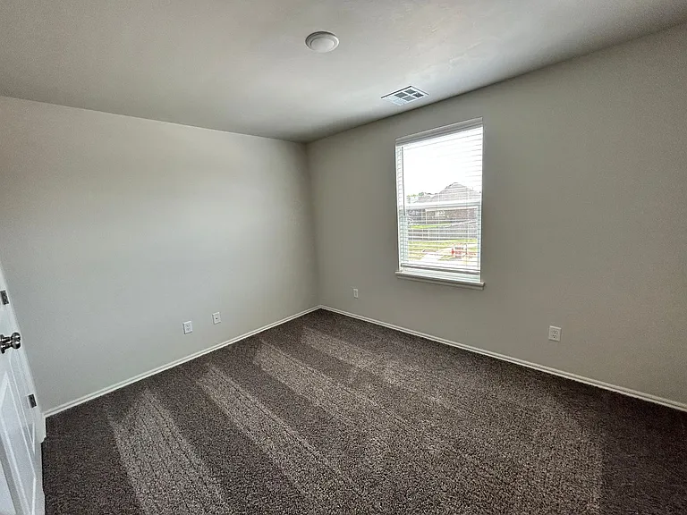10805 NW 119th Pl — Photo 9