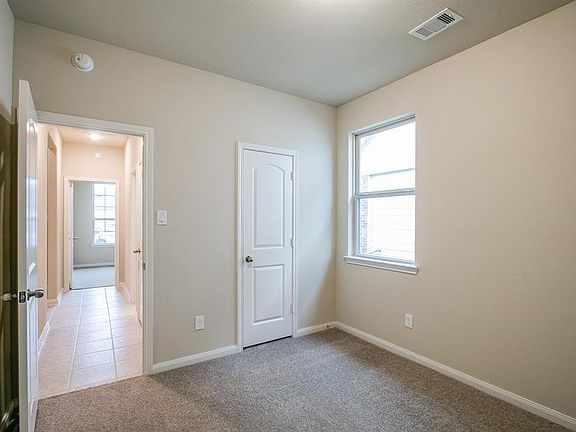 5th image of 9619 Tipton Sands Dr